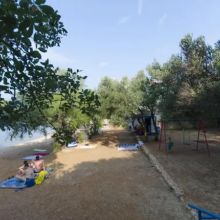 Apartamento Andrija Pirovac