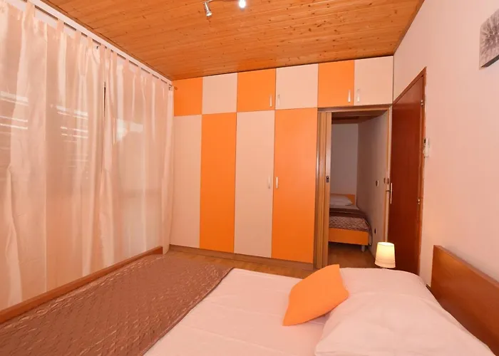 アパート Andrija